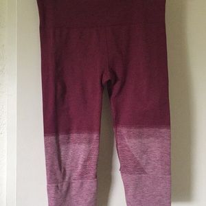 Lululemon Seamlessly Street Crops ombré